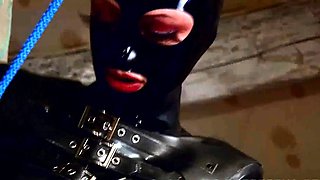 Strapon fetish lesbians get bukkake