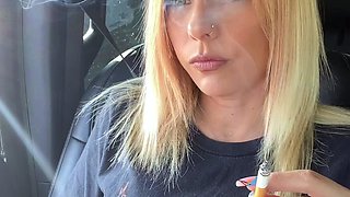 Blonde teen Sierras first erotic masturbation video
