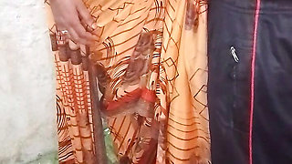 Colony's new sister-in-law crackers yellow