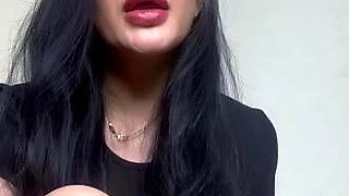 Hot brunette from squirt masturbating on webcam