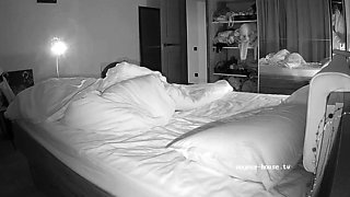 Horny fat arab housewife fingered on amateur hidden cam