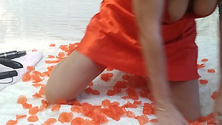 Hard squeezing saggy tits