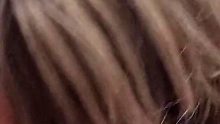 [ Hot Facial Blowjob in the Shower ] Cool and Wet, Sucking Is a Real Pleasure