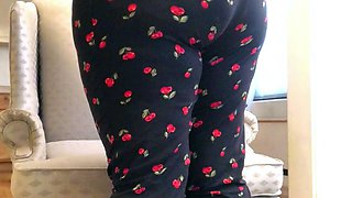 Amateur super hot brunette masturbating 3 mp4