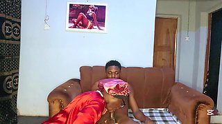 Baby Mama Drops by the House to Take This BBC and She Gives Hot Blowjob She’s Nasty