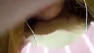 pinay playing her pussy until she's cum a lot of sperm
