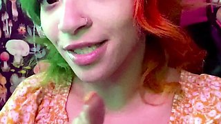 Young Amateur Girl Stripping and Masturbating Cam