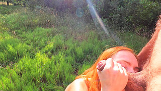 Gorgeous redhead gives an AMAZING blowjob