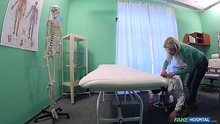 Magnificent blonda cougar give doctor an emergency massage - fake medical center