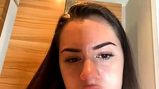 Amateur Webcam Babes Going Solo