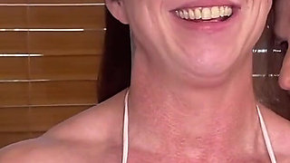 Two Fit Girls Lift Eachother