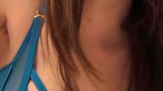 Real British 18-year-old pissing in the shower