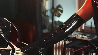 Slave with Rubbers Finest Mask