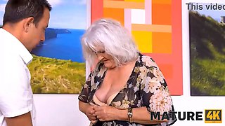Mature4k. fellow bonks the voluptuous mature honey in front of her spouse
