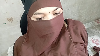 Fucking hard Muslim pussy