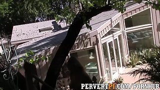 Private investigator fucks a hot real estate agent outdoors Air