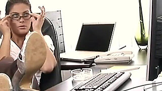 Secretaries - I dream of getting my ass fucked by my boss