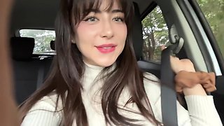 Cutie Risks Being Caught Creaming And Squirting In Car