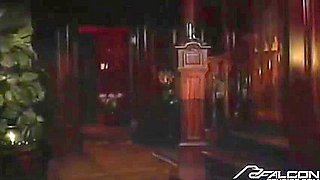 Satisfying Sinful Cravings On The Prowl