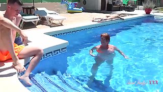 Posh Busty Cougar Jojo Seduces A Stud At The Pool