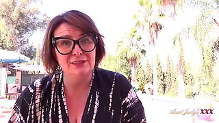 Busty MILF Therapist JoJo Robinson Gives You a Hot POV Blowjob Outdoor