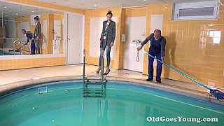 Sexy Young Glory Has Some Fun with the Old Pool Man