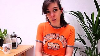 Miss Miserlou - Why I Spanked You - Babysitter Roleplay