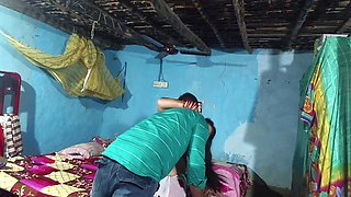 Hot Indian Desi Bhabhi Romance and Kissing Scenes and Fucked by Her Old Boyfriend at Home
