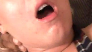Blonde babe gets fucked after pickup