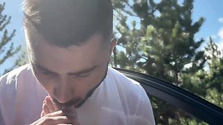 il me prend dans la voiture avant de le faire a la maison