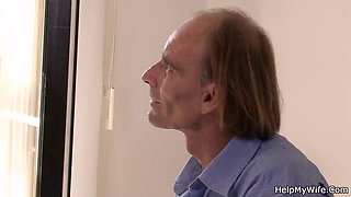 Horny old man bangs his young wife in HD video, asks his young, young wife, husband to watch