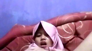 Big Milk Jilbab Colmek