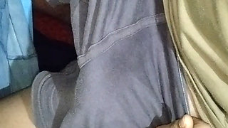 Huge cumshot from wifey hand part 1