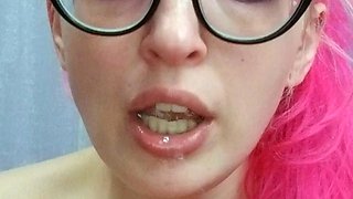 Amateur blonde girlfriend toyed and facialized