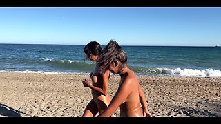 Latinas Shower