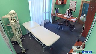Sexy nurse pounds the doctor and then fucks a girl patient - faux health center