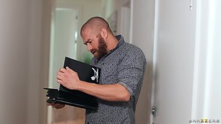 Baiting Him With Xander Corvus, Lulu Chu - Brazzers