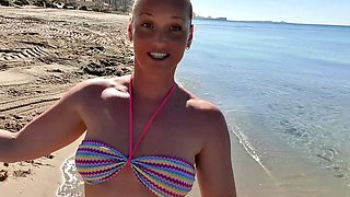 Amateur Outdoor Brunette Masturbates