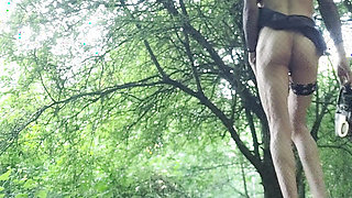 A Slut in a Grove (june 29, 2025) Looking for Cocks. French Transvestite Exhibition Vanessabitchx