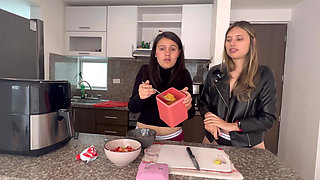 We Prepare Creamy Strawberries and Have Fun