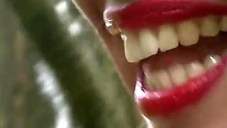 Lady Sadista und Helferin: Dominatrix anal fucks male slave