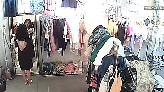 Horny fat arab housewife fingered on amateur hidden cam