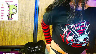 Sucking Two Big Cocks