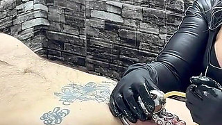 Empressbellasadic and Slave in Chastity