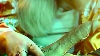 A Perfect Handjob From Step Mom