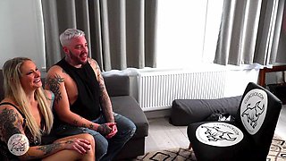 Cuckold - Cuckchair 4 Mistress Kora Bell and Jayplayhard