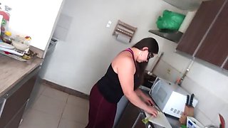 My stepmother shows me her giant cameltoe in the kitchen - She wants to seduce me to fuck her