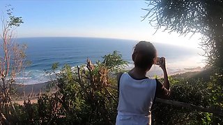 Big ass Thai amateur GF beach visit and homemade sex tape