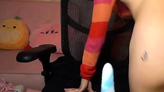 Bikini blonde amateurs first anal sex while useing a toy