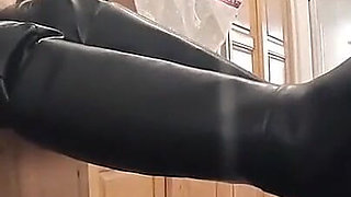Smoking and humiliating